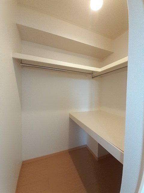 ヴェル ドゥーラ VIの内装写真