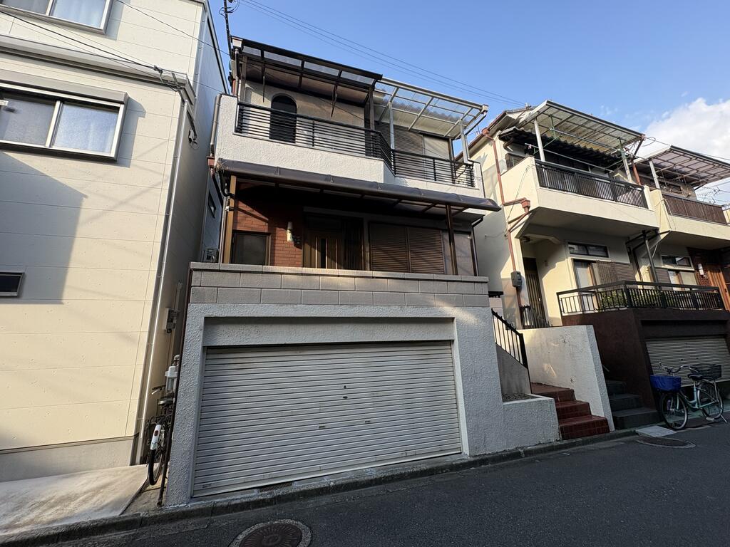 友井1丁目ガレージ付き貸家