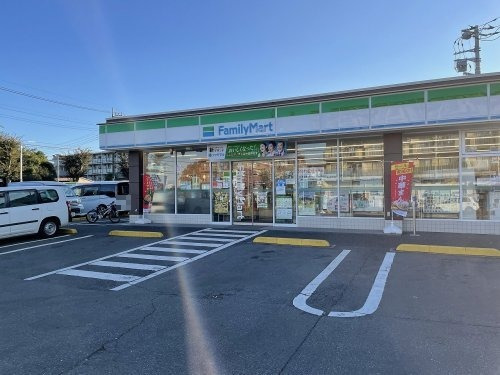 コンビニ　ファミリーマート　針ケ谷二丁目店（コンビニ）まで345m