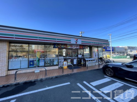 コンビニ　セブンイレブン 仙台大和町4丁目店（コンビニ）まで330m