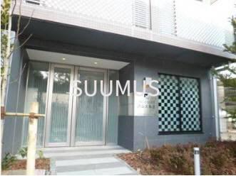 ＪＲ山手線 代々木駅 徒歩8分 5階建 築13年の外観写真