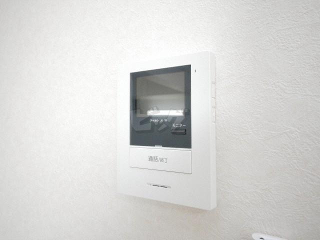 セキュリティ　来客の顔が見えて安心！TVモニターホン付きです♪