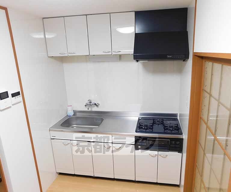 イースト醍醐外山 23番館のキッチン写真