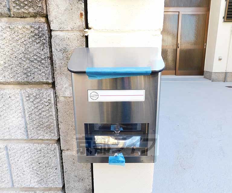 イースト醍醐外山 23番館の外観写真