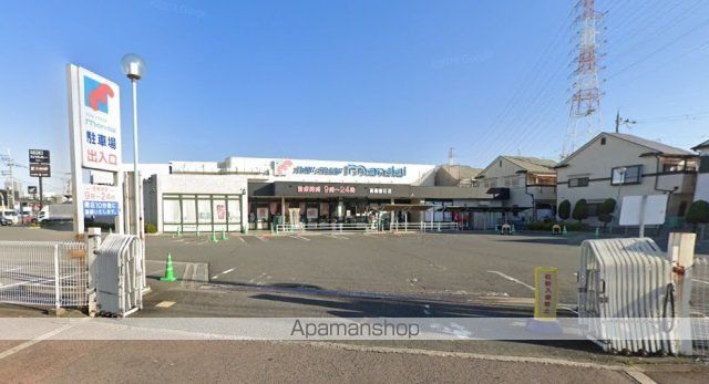 スーパー　（株）万代／高槻春日店（スーパー）まで780m