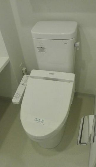 東急東横線 祐天寺駅 徒歩6分 5階建 築12年のトイレ写真