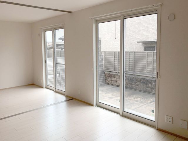 プレジールの居間写真