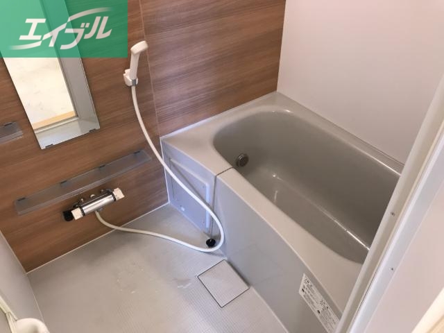 バス・シャワールーム　バス