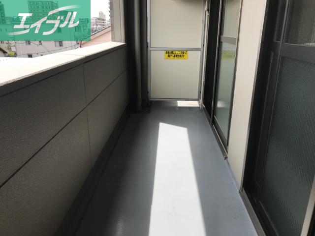 バルコニー　ベランダ