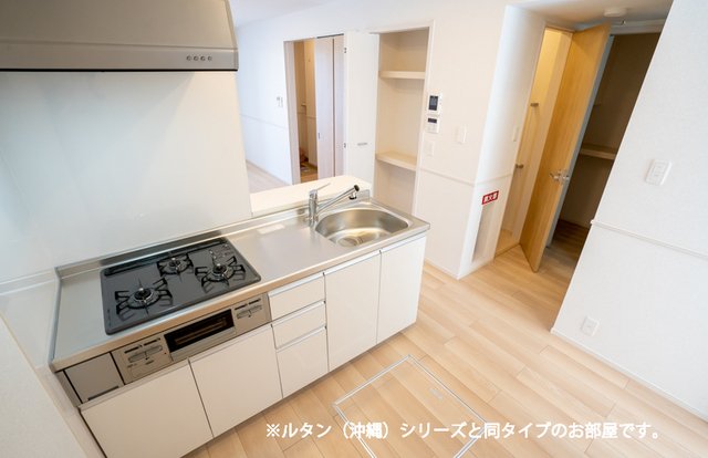 キッチン　類似物件のイメージ写真となります。現状優先。