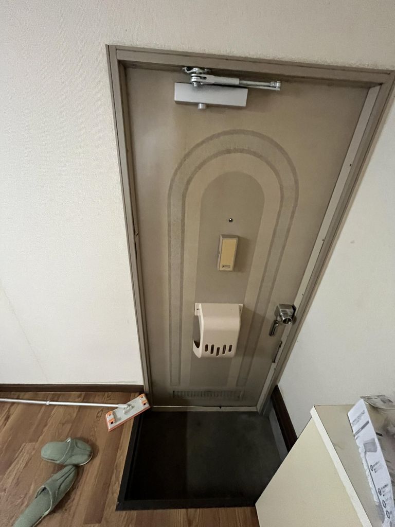玄関　設備