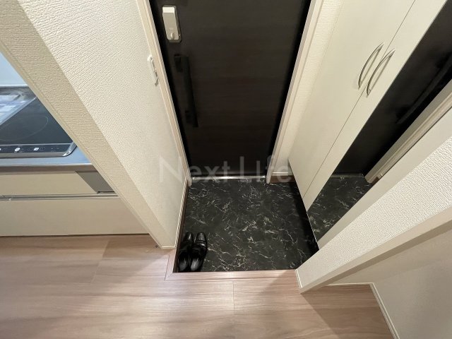 プレシャスコート聖蹟の玄関写真