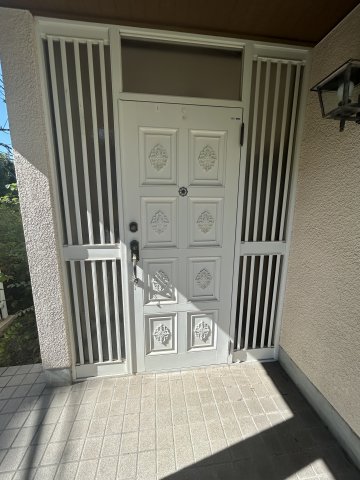 古江台2丁目 貸家の玄関写真