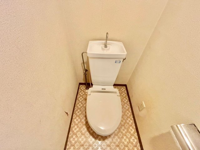 エトワールヴィル-R八尾末広町のトイレ写真