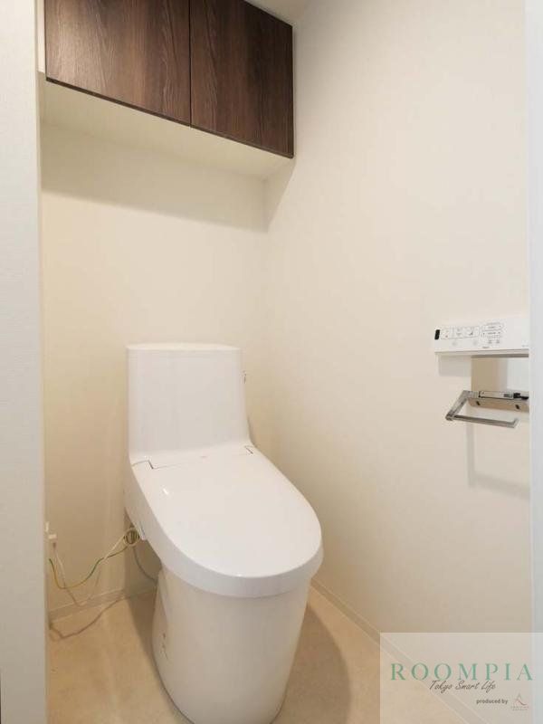 トイレ　※同タイプの別のお部屋です。
