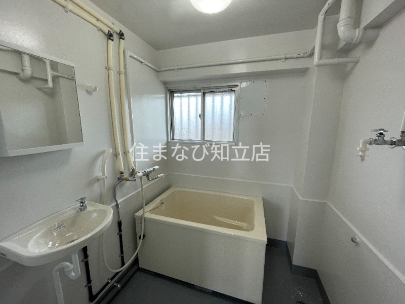 バス・シャワールーム　同型別部屋写真