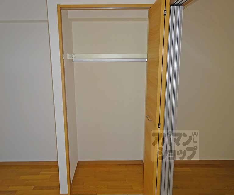 L`PUR Builの内装写真
