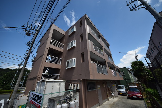 建物外観　★青い空、白い雲★
