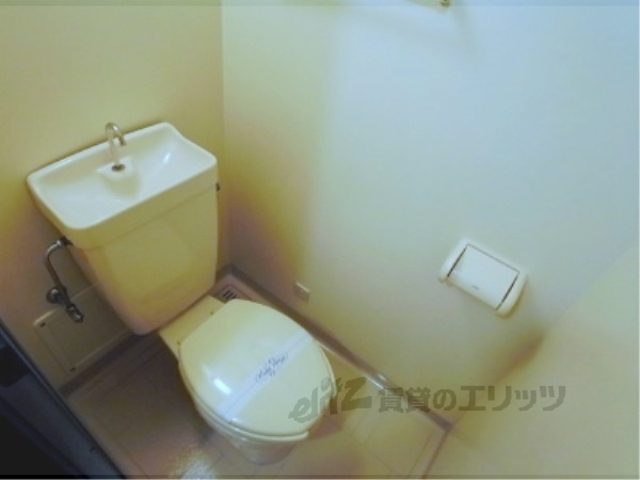 フェイム瀬田のトイレ写真