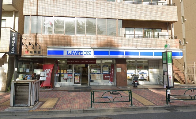 コンビニ　ローソン江東清澄店（コンビニ）まで168m