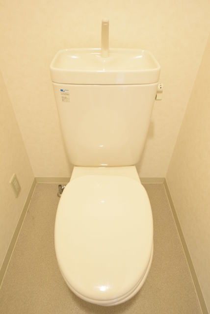 トイレ　☆清潔感のあるトイレです☆