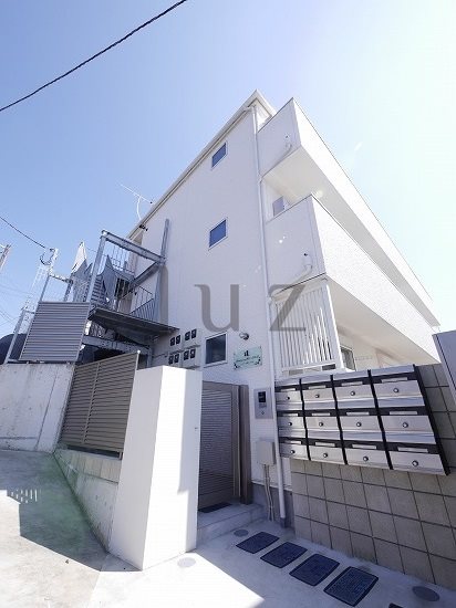 建物外観　築2018年の賃貸アパートです。