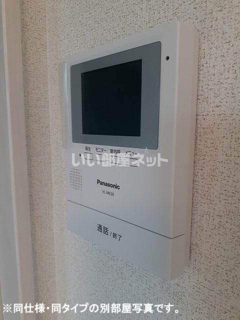 ＪＲ奥羽本線 弘前駅 バス乗車時間：25分 最寄りバス停で下車 徒歩3分 2階建 新築の内装写真
