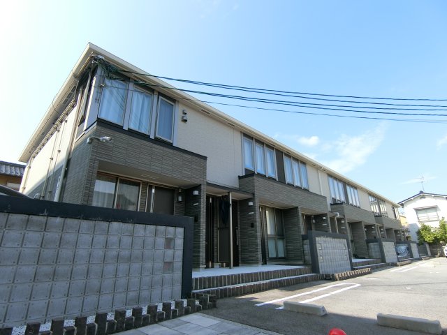建物外観　外観写真（昼）