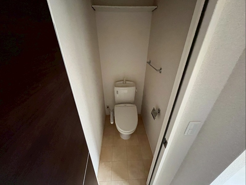 トイレ　別部屋参考写真