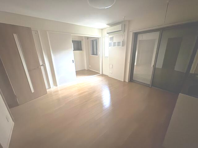 居室・リビング　同建物参考写真
