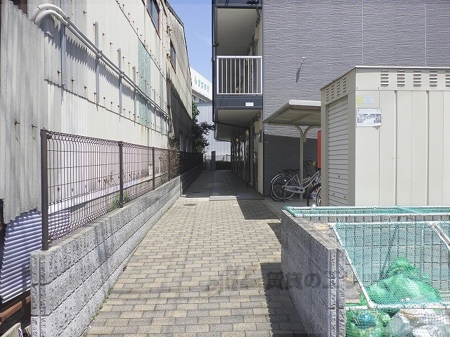 レオパレス長洲西通の外観写真