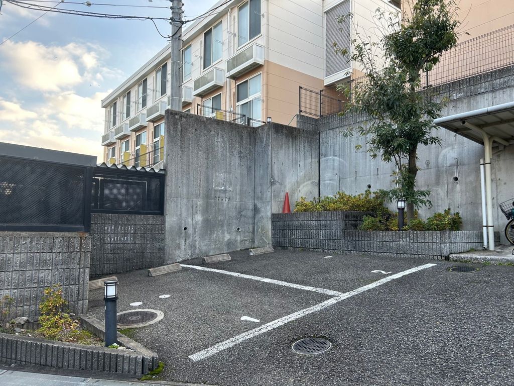 駐車場　共有部分