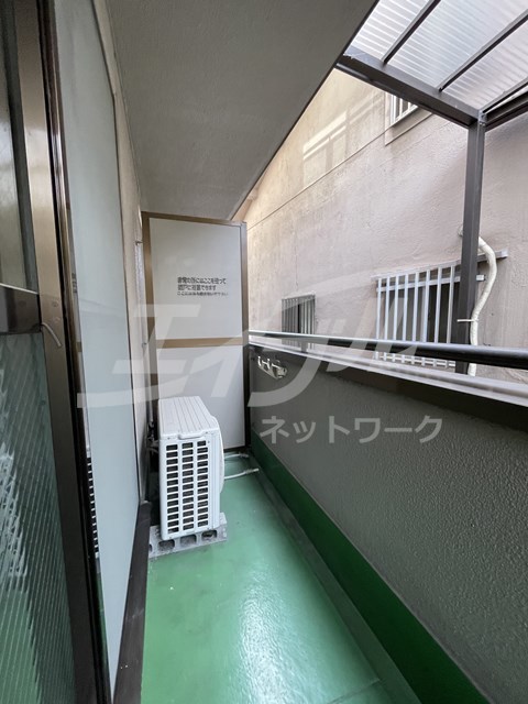 バルコニー