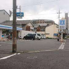 コンビニ　ローソン西大路三条店（コンビニ）まで201m