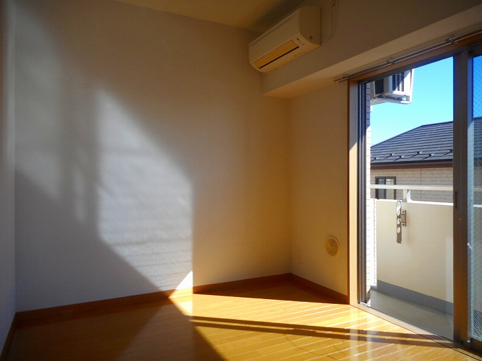 居室・リビング　別部屋写真