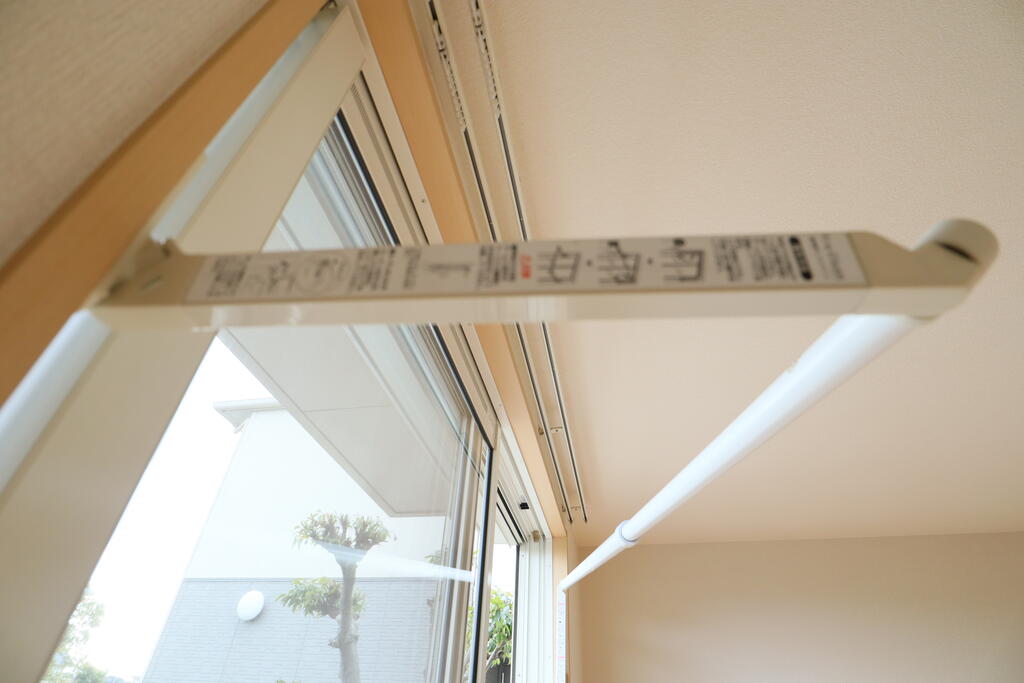 その他　室内物干し付です