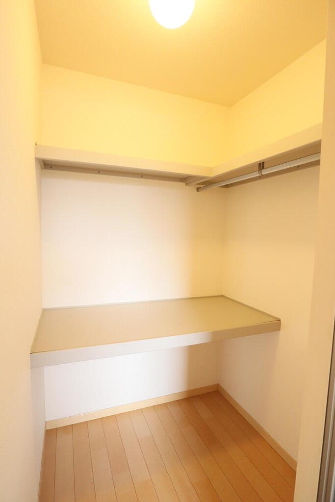 収納　ウォークインクローゼット、収納力〇