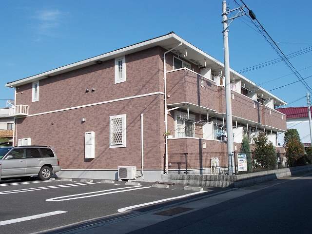 小田原市中町のアパートの建物外観