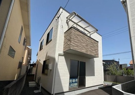 松前町筒井戸建の建物外観