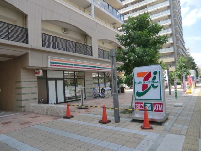 【足立区西新井栄町のマンションのコンビニ】