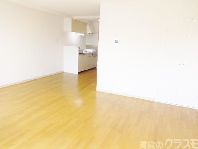 その他部屋・スペース　１４帖あるフローリングのお部屋です☆