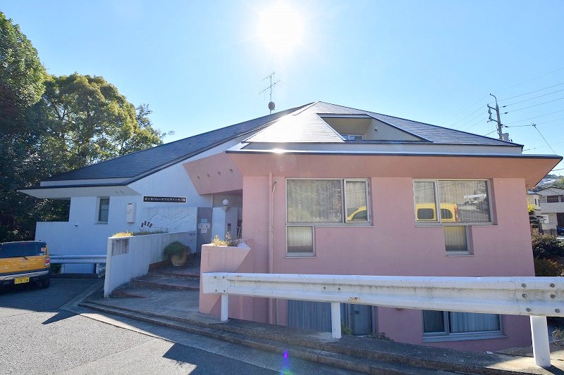 広島市西区三滝本町のマンションの建物外観