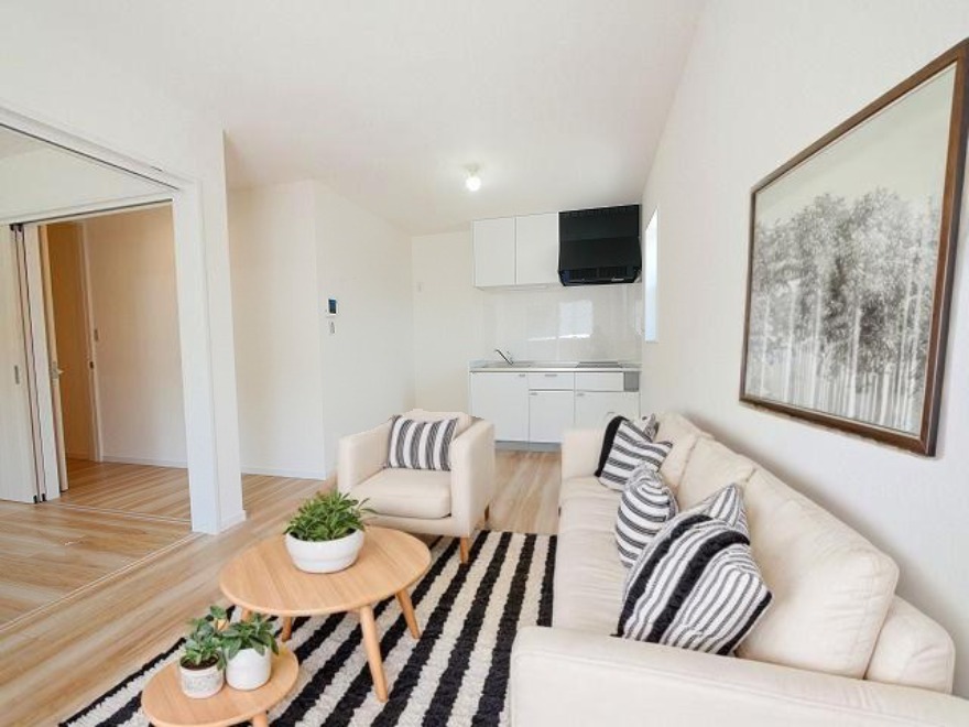 居室・リビング　CGで家具等を配置したもので家具等は含まれません