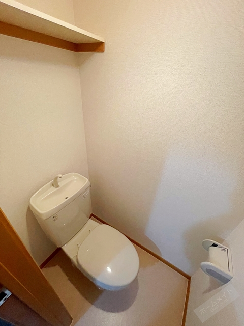アンソレイエのトイレ写真