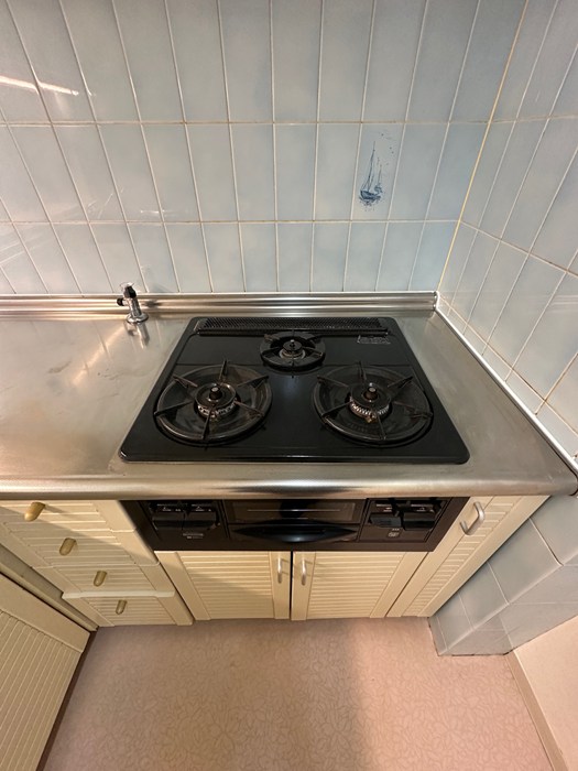 眺望　※参考写真※グリル付き3口ガスコンロのシステムキッチンです☆