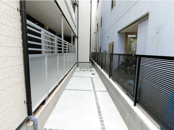 エントランス　リブリ・アベリア