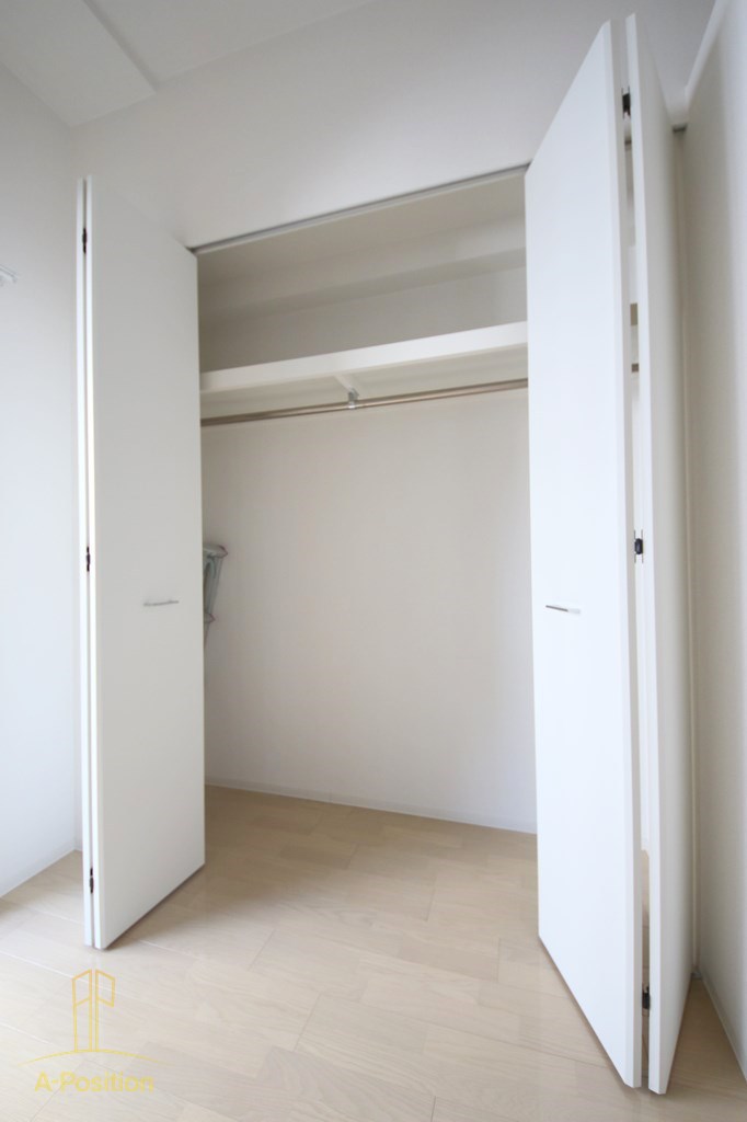 収納　セレニテ心斎橋グランデ