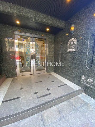 エントランス　オートロック完備