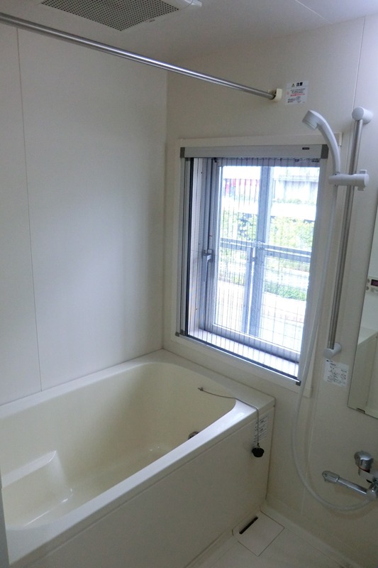 バス・シャワールーム　☆ゆっくりくつろげるお風呂☆
