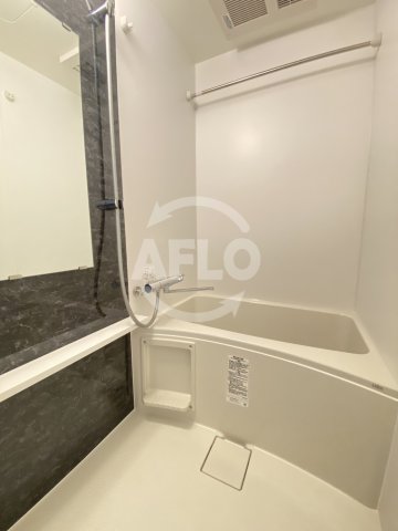 バス・シャワールーム　エスリード大阪フェリス　浴室